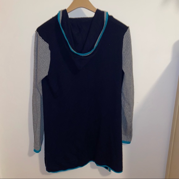 Sold - Picture 3 of 6